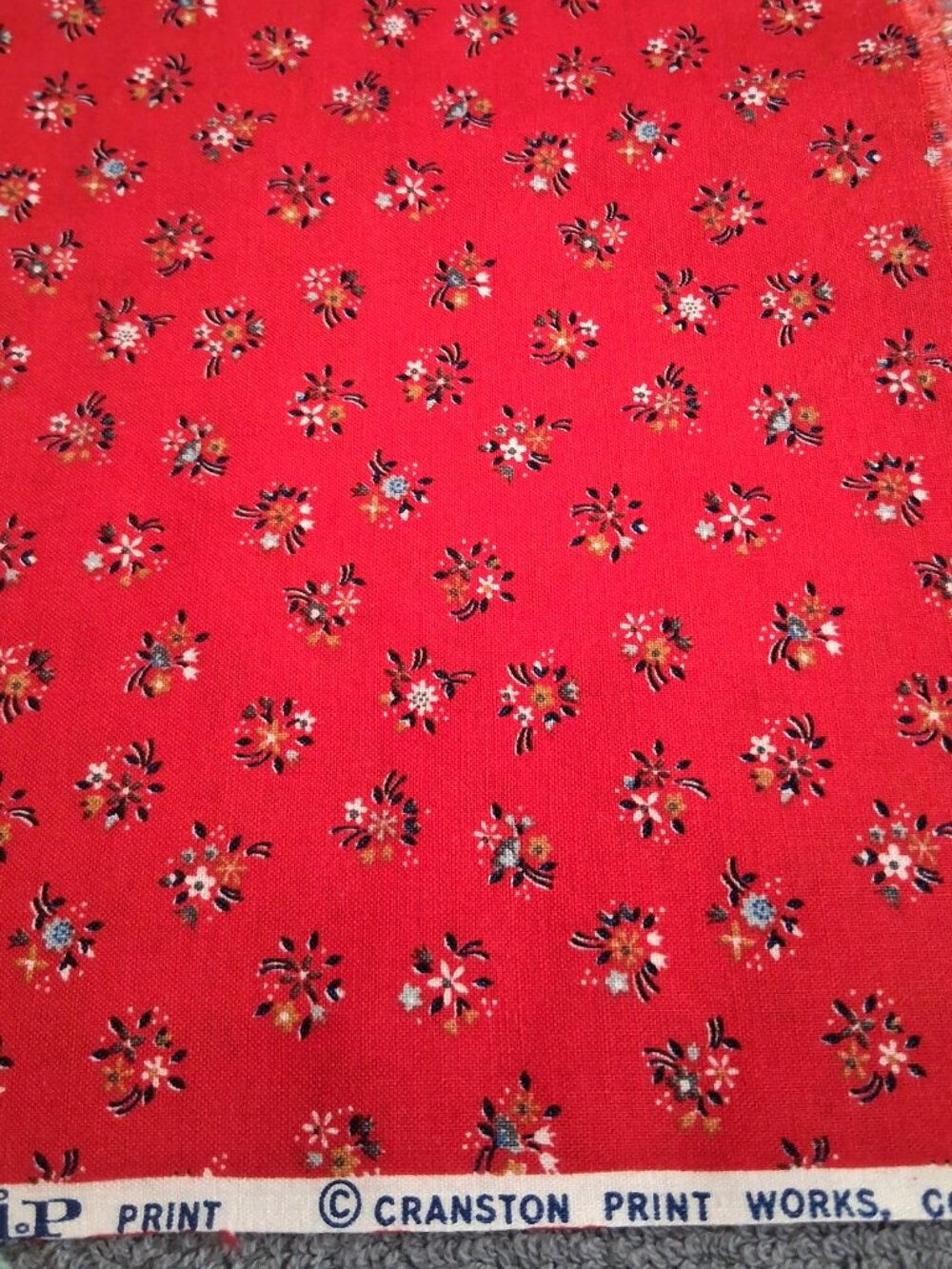 Red Fabric Bundle - Picture 5 of 8